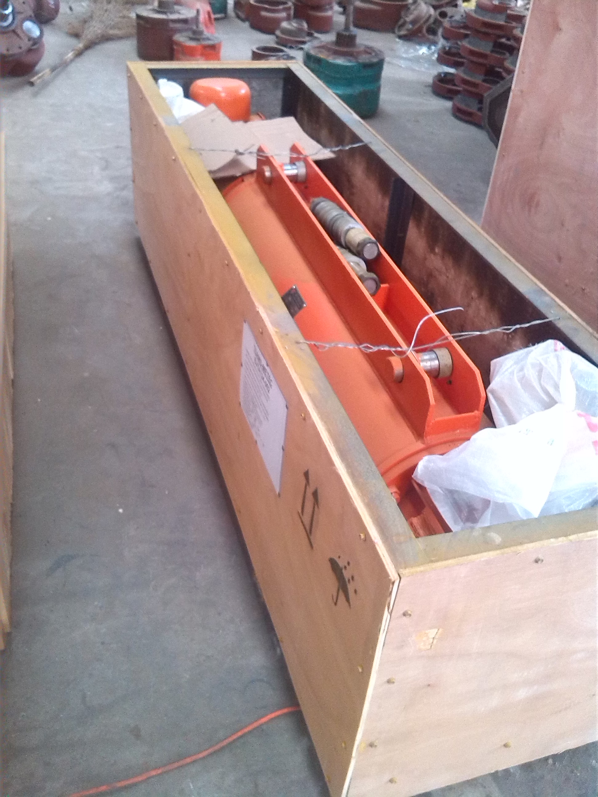 3 Sets 50/10t Double Girder Overhead Cranes with Hook Packed and Shiped to Indonesia 1